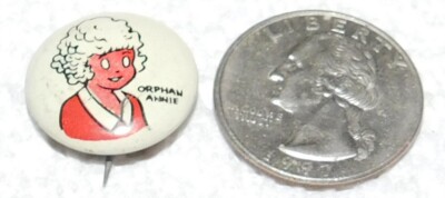LITTLE ORPHAN ANNIE vintage 1945 pin 7/8