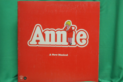 Annie - Original Cast Recording - Columbia Masterworks Records 1977 (PS 34712)-image
