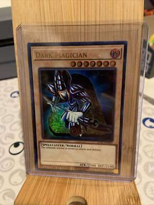 Yugioh x1 Dark Magician Limited Edition LC01-EN005 (Near Mint!)-image