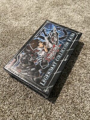 YUGIOH Legendary Collection KAIBA BOX (3 MEGA BOOSTER PACKS 5 PROMO +GAME BOARD)-image