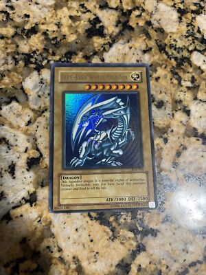 Yu-Gi-Oh! TCG Blue-Eyes White Dragon (Version 2) Legendary Collection-image