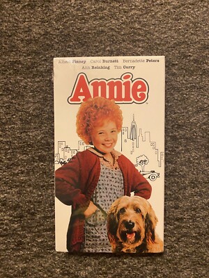 Annie (VHS, 1994 Print) 1982 Carol Burnett Tim Curry-image