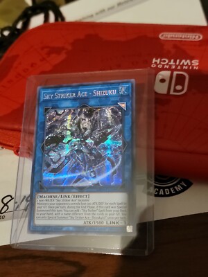 Yu-Gi-Oh! TCG Sky Striker Ace - Shizuku 2019 Gold Sarcophagus Tin Mega Pack NM-image