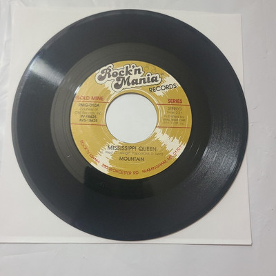 Mountain ~ Mississippi Queen/ Andy Pratt ~ Avenging Annie ~ Rock N' Mania 45-image