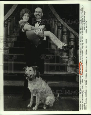 1982 Press Photo Actors Mollie Hall, Ron Holgate in 