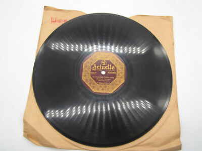 Yvonne Gall At Dawning (I Love You) / Annie Laurie Artuelle (Pathe) 025085 VG-image