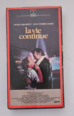 annie girardot  LA VIE CONTINUE  jean pierre cassel  VHS VIDEOTAPE not dvd-image