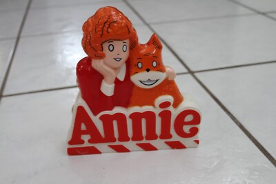 RARE Annie the Orphan and Sandy the Dog Working Vintage Novelty Radio Colorful-image