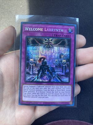 Welcome Labrynth MP23-EN235 25th Anniversary Tin: Dueling Heroes Mega Pack -image