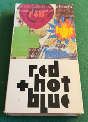 Red Hot Blue Annie Lennox David Byrne Iggy Pop Sinead Erasure U2 VHS + FREE DVD-image