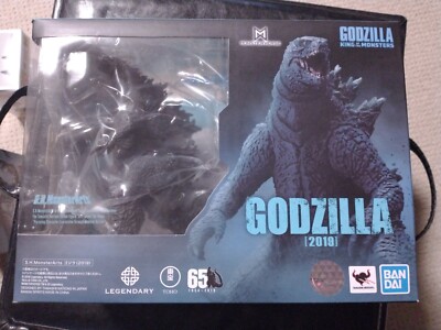 S. H. MonsterArts Godzilla 2019 King of the Monsters Action Figure Bandai figure-image