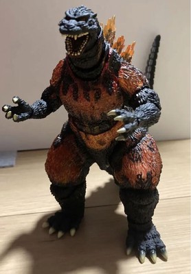S.H. MonsterArts Godzilla 1995 Burning Destroyah Figure Collectible, Used-image