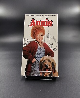 1994 Columbia Tri Star Pictures Carol Burnett ANNIE VHS TAPE-image