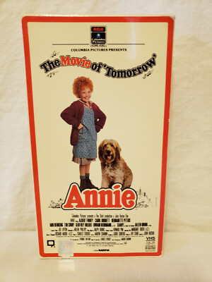 VHS Annie Albert Finney Carol Burnett Aileen Quinn-image