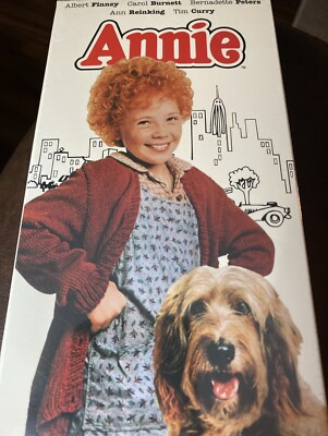 Annie VHS (1981 Columbia Pictures) Albert Finney Carol Bennett Tim Curry 186-image