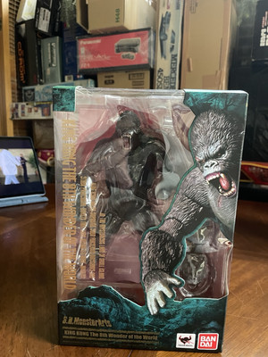 S.H. MonsterArts King Kong 2005 - 8th Wonder Of The World IN STOCK-image