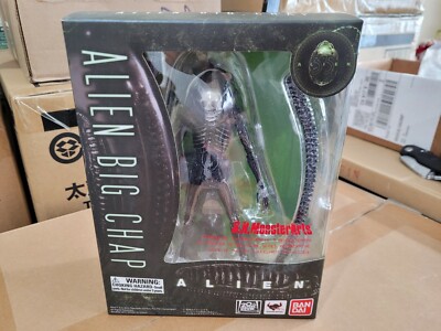 Bandai S.H. MonsterArts Alien Big Chap Action Figure New Sealed Mint Condition-image