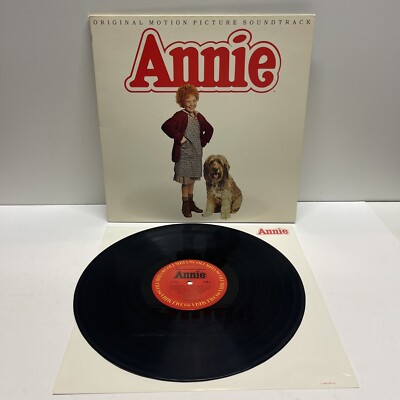 ANNIE Motion Picture Soundtrack GATEFOLD Dog Sticker Original Liner-image