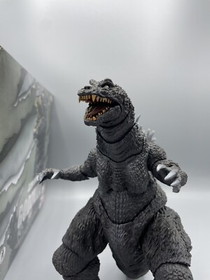 S.H. MonsterArts Godzilla GMK 2001 Original Release 2016-image