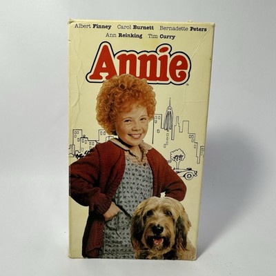 Annie VHS 1982 Musical Movie Aileen Quinn Carol Burnett Based on Broadway Show-image