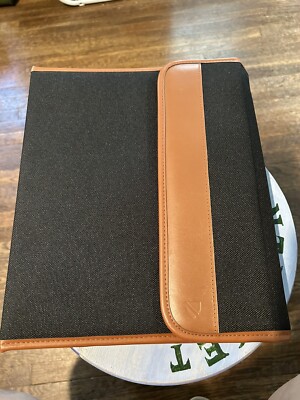 Cambridge organizer with soft top Calendar tons of pockets -image