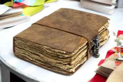 Blank Spell Book of Shadows, Grimoire Journal, Travel Writing Notebook, 4 colour-image