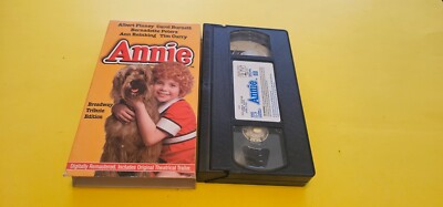 Annie Broadway Tribute Edition VHS Movie Carol Burnett Albert Finney John Huston-image
