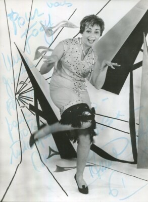 Annie CORDY PHOTOGRAPH on MAP 23*17 with AUTOGRAPH-image