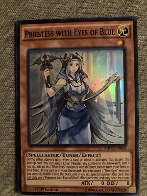Yu-Gi-Oh! TCG Priestess with Eyes of Blue 2017 Mega-Tin Mega Pack MP17-EN055 1st-image