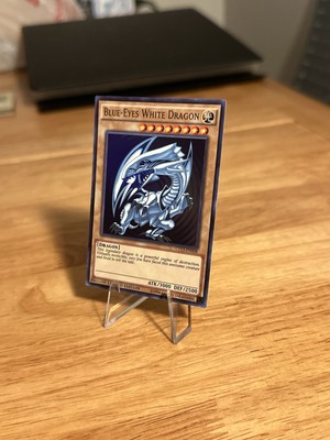 Yugioh Blue-Eyes White Dragon CT13-EN008 Ultra Rare Limited Edition NM-image