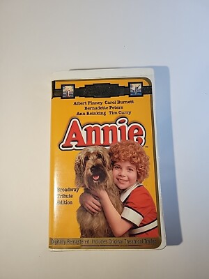 ANNIE Broadway Tribute Edition (VHS, 1997, Clamshell)-image
