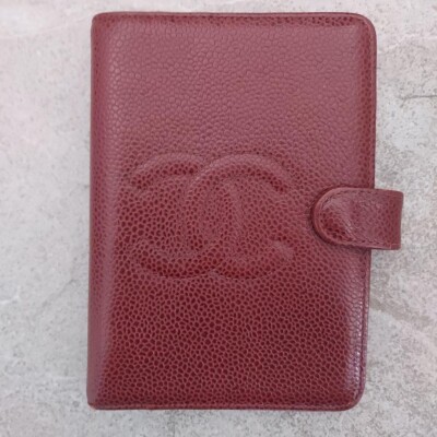 Authentic CHANEL caviarskin Coco Mark Notebook Cover Leather Red Hardware Gold-image