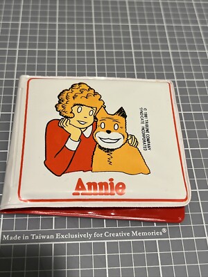 Vintage 1981  Little Orphan Annie Wallet-image