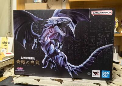 S.H.MonsterArts Yu-Gi-Oh Blue-Eyes White Dragon Action Figure-image