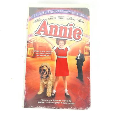 Annie (VHS, 2004, Clamshell) Sealed Special Anniversary Edition Carol Burnett-image