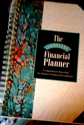 The complete financial planner book, 15 pockets: Months, Health, Car Exp. & More-image