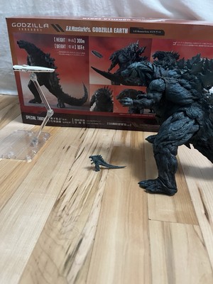S.H.MonsterArts Godzilla Earth Godzilla: City on the Edge of Battle Rare Figure-image