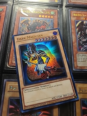 Yugioh! NM Dark Magician - LC01-EN005 - Ultra Rare-image